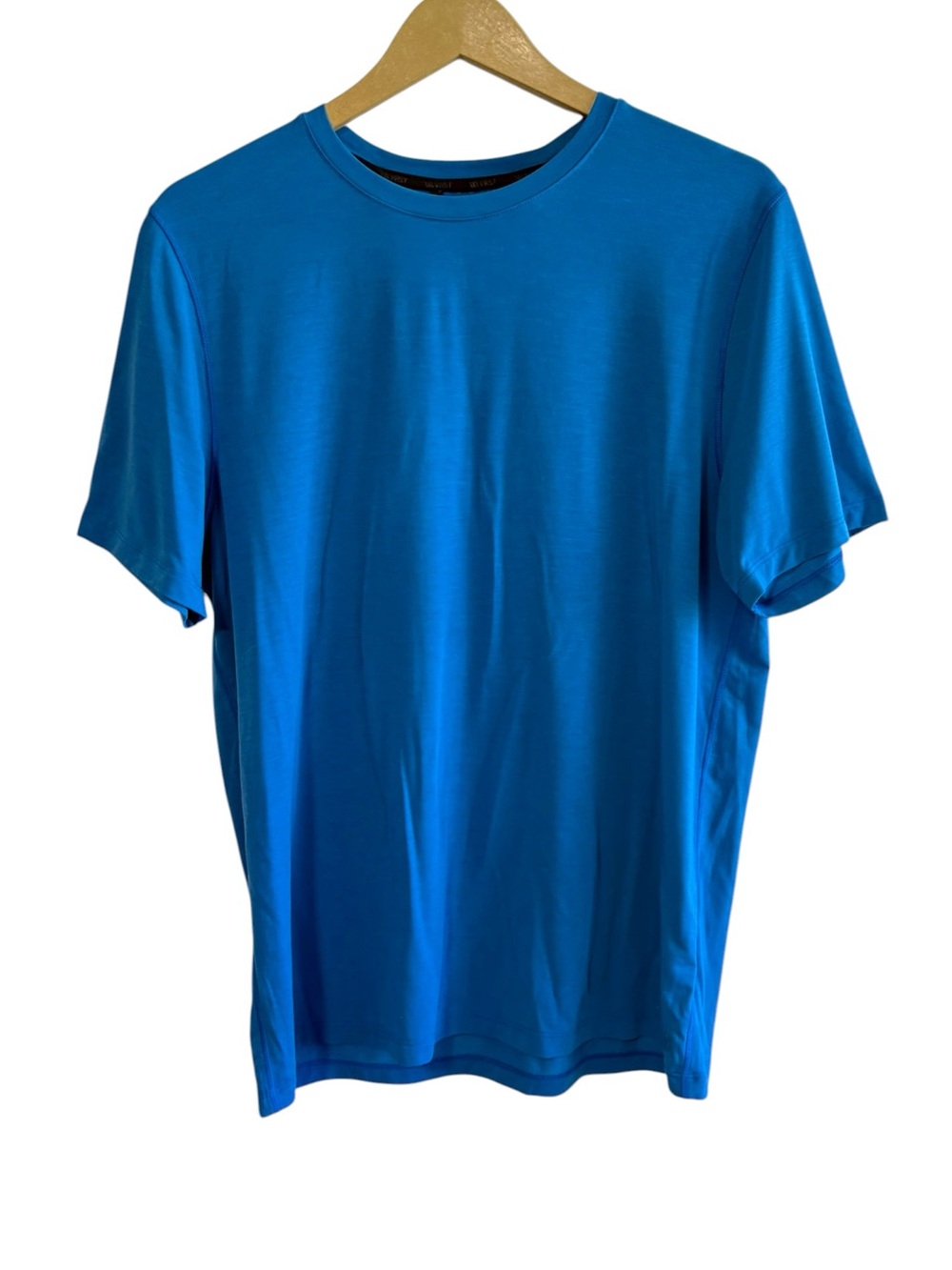 VRST Men’s Medium Blue Short Sleeve Tee Shirt Active Gym Running Outdoor Travel
